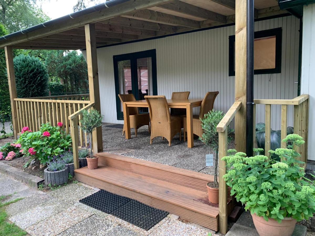 Cottage house Putten Luaran gambar