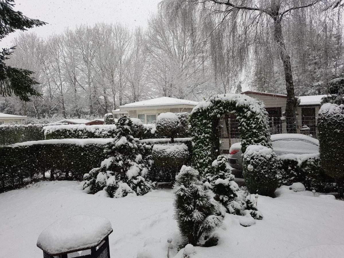 Cottage house Putten Luaran gambar